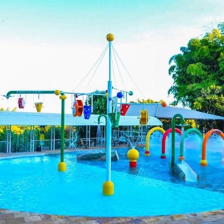Vip Hotel Caldas Novas Kültér fotó